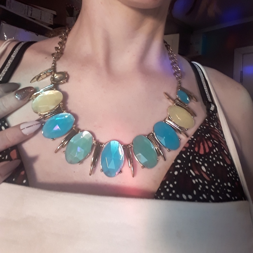 Gorgeous Statement Necklace